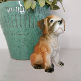 Vintage beeldje hondje 'boxer pup' keramiek, 9 cm.