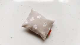 Kerstmis | kussen 4 x 5 | zand bloem