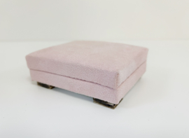 1:6 | Seats & Sofas | pink | Poof