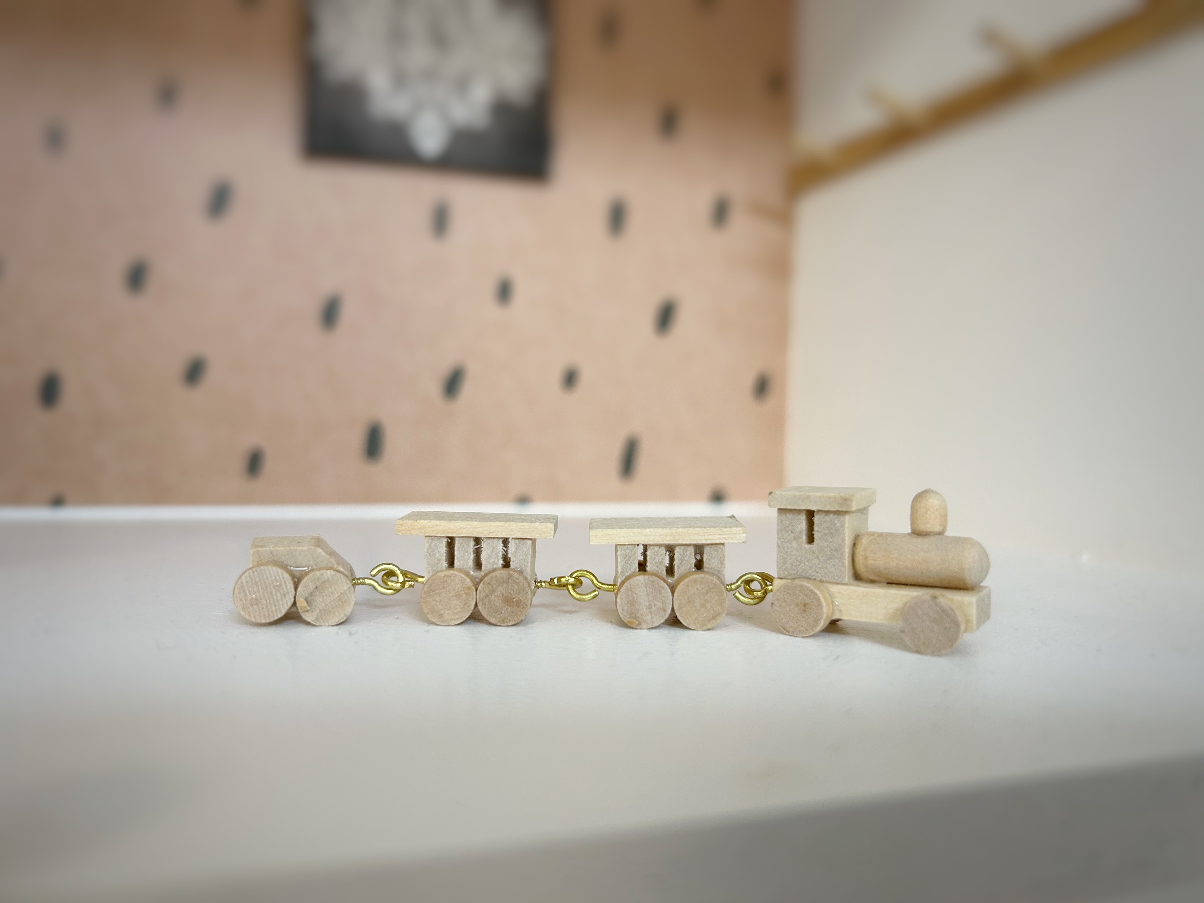 Slaapkamer | houten trein | Naturel