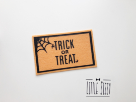 1:6 | Mat | Trick or treat | orange