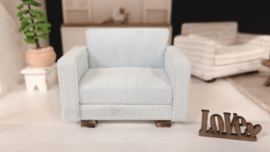 Love seat | 1:16 | light blue rib