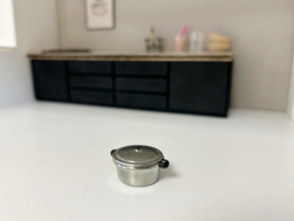 Kitchen | Saucepan with lid | 2.3 cm