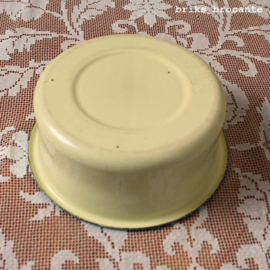 emaille schaaltje -pastelgeel