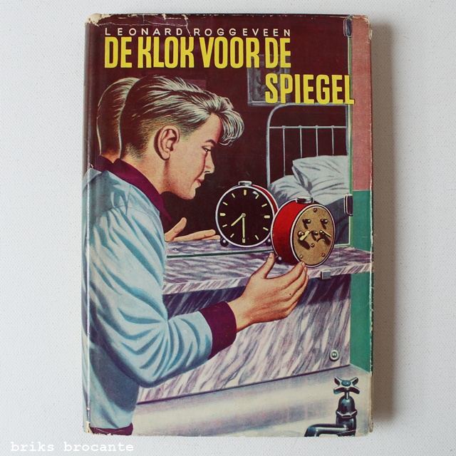 De klok voor de spiegel