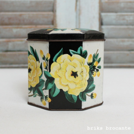 blikje achtkantig - gele bloemen