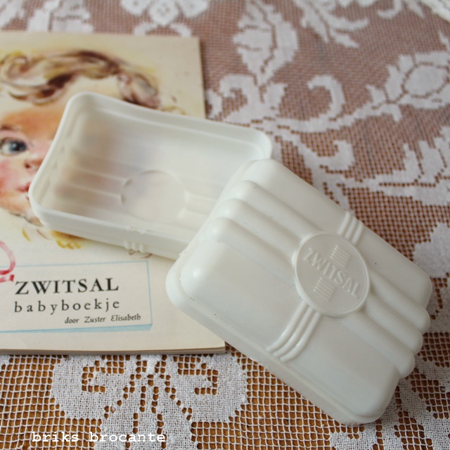 Zwitsal zeepdoosje