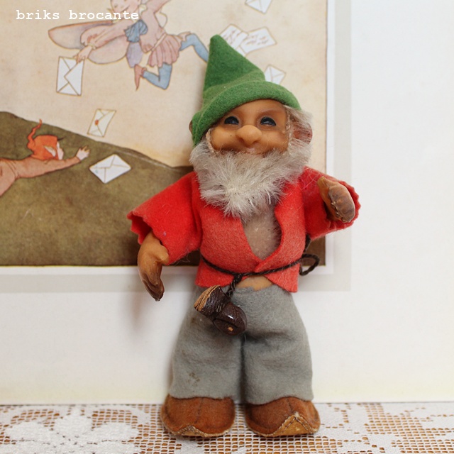 POPPEN, KNUFFELS & SPEELFIGUREN
