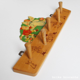 houten kinderkapstok kabouters met elfje