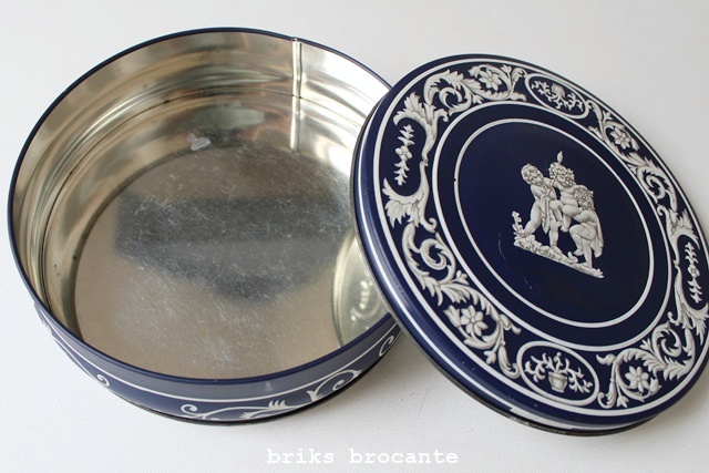blik / koektrommel Wedgwood