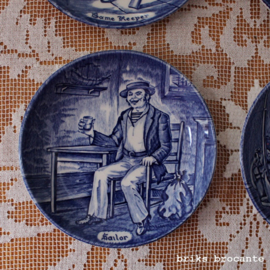 complete set Wedgwood petit four bordjes