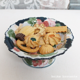 bonbonschaaltje op voet