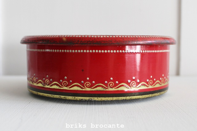 blikje rood met goud