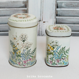 set blikjes veldbloemen
