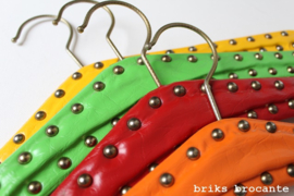 set vintage kledinghangers