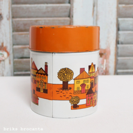 blikje oranje huisjes