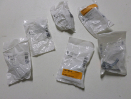 Partij bestaande uit 6 stuks Nefit 7098848 Klembeugel branderhuis condensbak