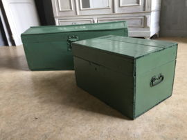 Antieke brocante houten opbergkist oud-groen