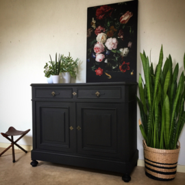 Antieke grote penantkast / commode / tv-kast "pure black"