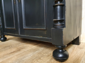 Antieke commode / dienstmeidenkastje "Pure Black"