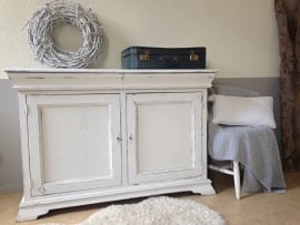 kleur Weinig snijder Witte brocante landelijke kast / dressoir / tv-kast | Verkocht | Woonwinkel  Van Toen voor antieke, landelijke en brocante meubels