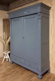 Antieke landelijke eikenhouten kast "Denim" blauw