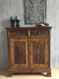 Antieke stoere sobere landelijke brocante kast