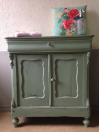 Biedermeier kinderkamer commode / linnenkast "Olive green"