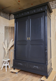 Chique stijlvolle antieke kast Pure Black zwart