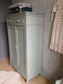 Antieke brocante landelijke meidenkast "Mineral grey"