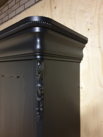 Chique stijlvolle antieke Biedermeier kast Pure Black zwart
