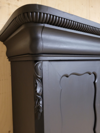 Antieke Biedermeier kast "Nocturnal"