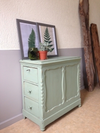 ~~ Westfries (groot)vader en (groot)moeder kastje "olive green"