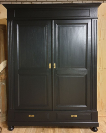 Antieke landelijke grote eikenhouten kast Pure Black XL