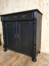 Antieke commode / dienstmeidenkastje "Pure Black"