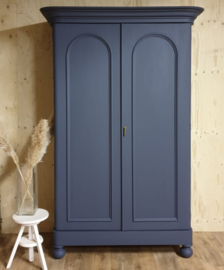 Antieke hoge slanke mahonie legkast "Blue gris"