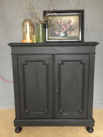 Antiek stoer landelijk dressoir / commode tv-kast "pure black"