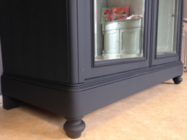 Antieke Franse kast met facetgeslepen spiegels "Pure Black"