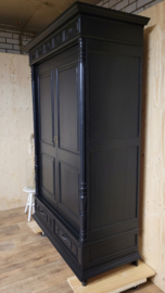 Chique stijlvolle antieke kast Pure Black zwart