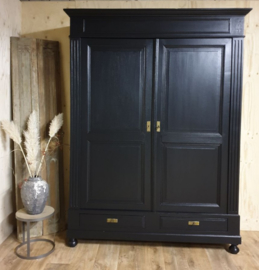 Antieke landelijke grote eikenhouten kast Pure Black XL