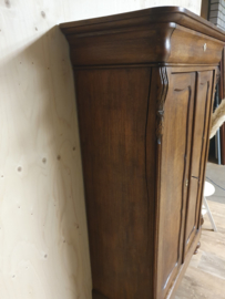 Antieke eikenhouten landelijke Biedermeier meidenkast