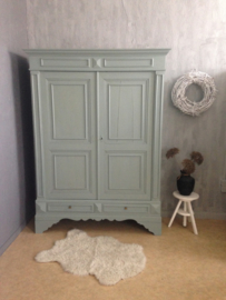 Antieke grote Franse kast "Mineral grey"