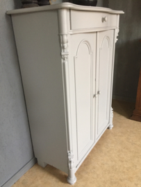 Biedermeier vertico kast "grey column"