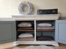 Witte brocante landelijke kast / dressoir / tv-kast