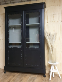 Antieke mahonie Biedermeier vitrinekast / servieskast Pure Black