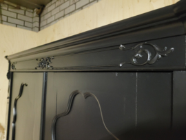 Chique stijlvolle antieke Biedermeier kast Pure Black zwart