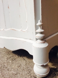 Antieke Biedermeier penantkast/ dienstbodekast Misty Grey