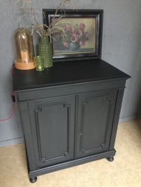 Antiek stoer landelijk dressoir / commode tv-kast "pure black"