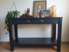 Stoere zwarte sidetable "Pure Black"