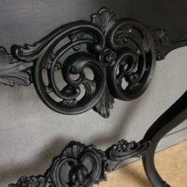 Antieke barok sidetable "Pure Black"